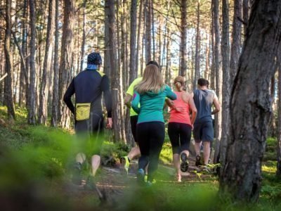 Fit-Walking mit Bergler-Erfrischung