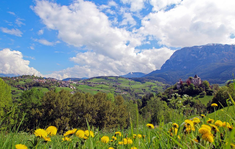 Frühling in den Dolomiten - Seiser Alm ›