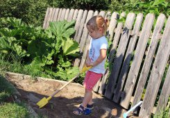 spielplatz-sand-spielen